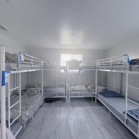 Modern Hostel In Лос-Анджелес Екстер'єр фото