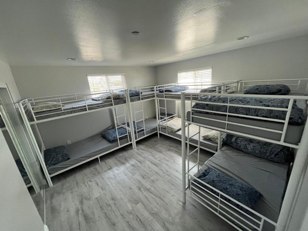 Modern Hostel In Лос-Анджелес Екстер'єр фото