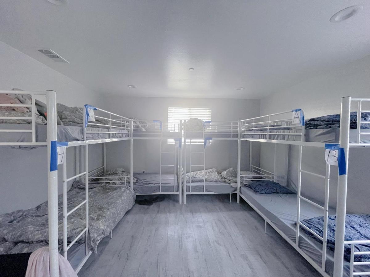 Modern Hostel In Лос-Анджелес Екстер'єр фото